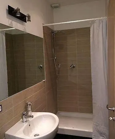 Casa de hóspedes Fleming By Hili 4*