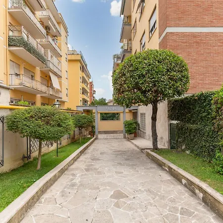 Fleming By Hili 4* Rome