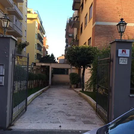 Fleming By Hili بيت ضيافة 4*