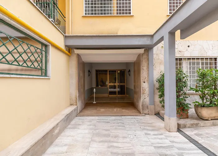 Fleming By Hili Roma