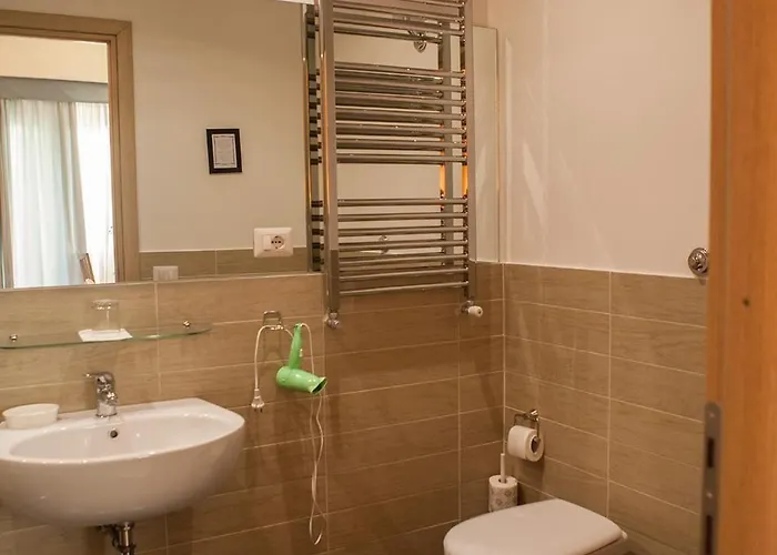 Fleming By Hili Pensjonat