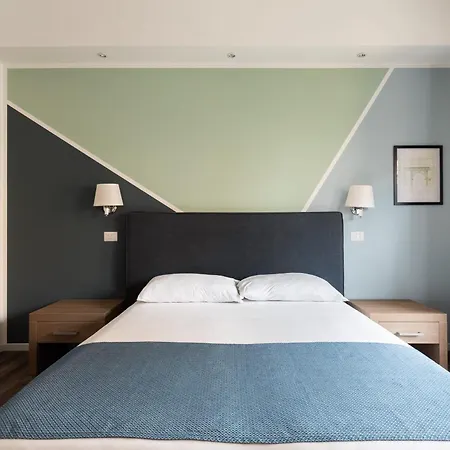 Πανσιόν Fleming By Hili