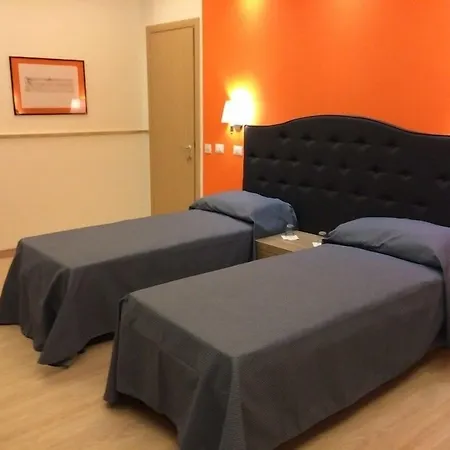 Πανσιόν Fleming By Hili